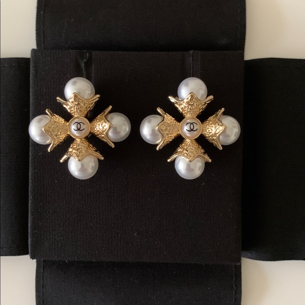 CHANEL Gold and White Cross Earrings